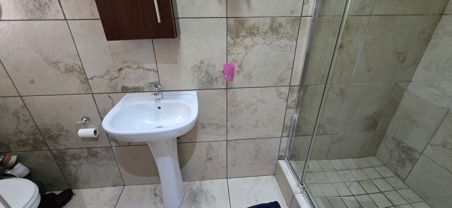 3 Bedroom Property for Sale in Waterval East North West